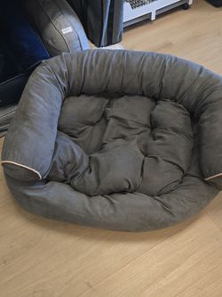 Snoozer overstuffed dog bed