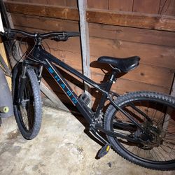 Haro Double Peak 27.5 Mountain Bike