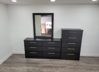 Dresser Whit Mirror And Chest  - Cómoda Con Espejo Y Gavetero