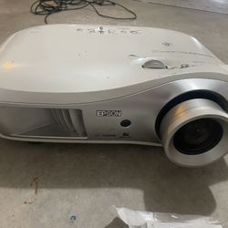 Epson 1080 powerlite 3lcd projector