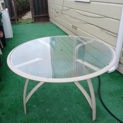 Outdoor Table W/ hole For Umbrella