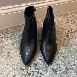 Black Boot