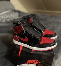 Jordan 1 Retro High OG  Patent Bred