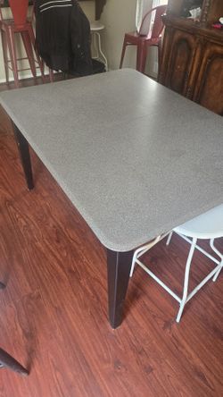 Table Corrian Top