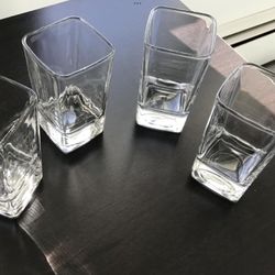 Set of 4 Clear Glass Shot Glasses Heavy Duty
