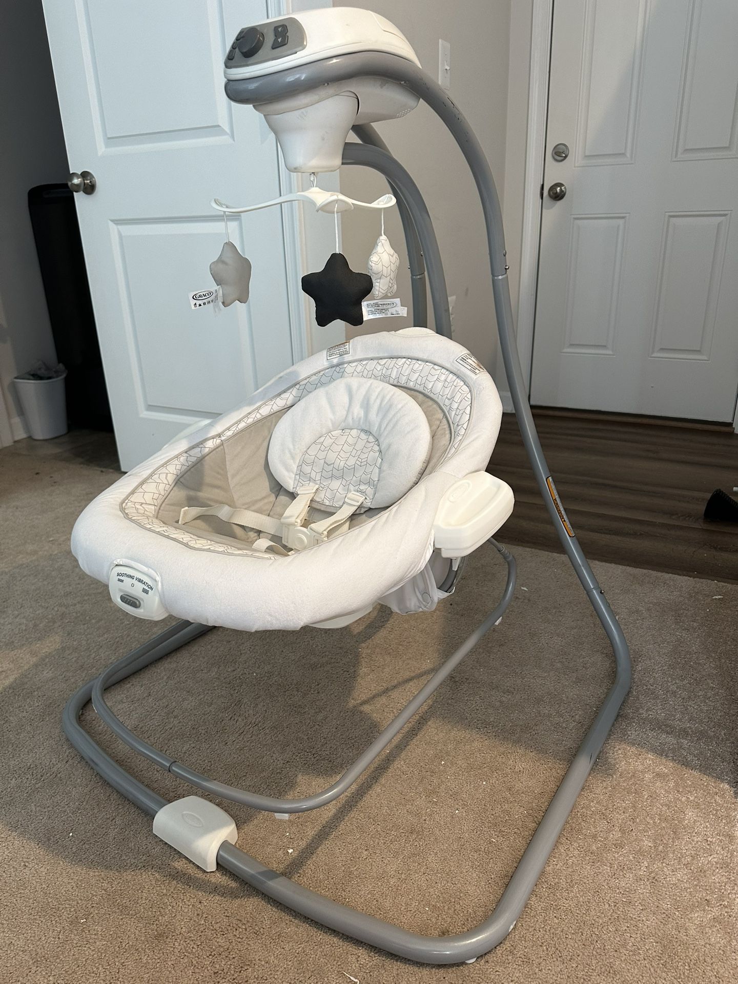 Graco DualConnect Bouncer & Swing