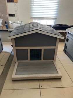 SMALL DOG HOUSE 3x3 SIZE (BUILD TO ORDER)