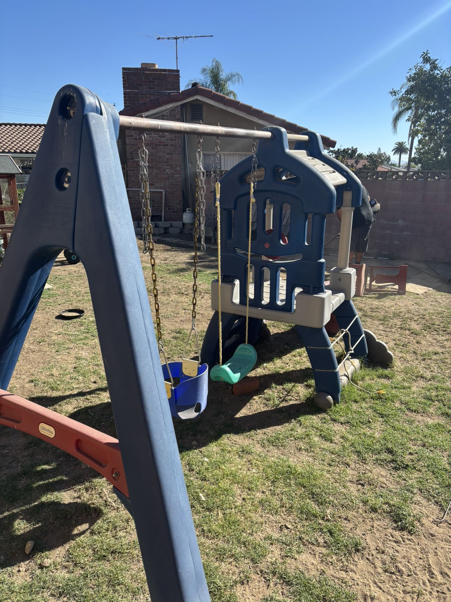 Kids Swing Set