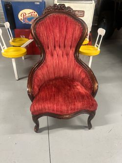 Victorian Style Parlor Chair
