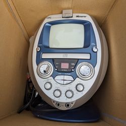 Memorex CD+G All In One LCD Display Karaoke System w/ Camera MKS8502