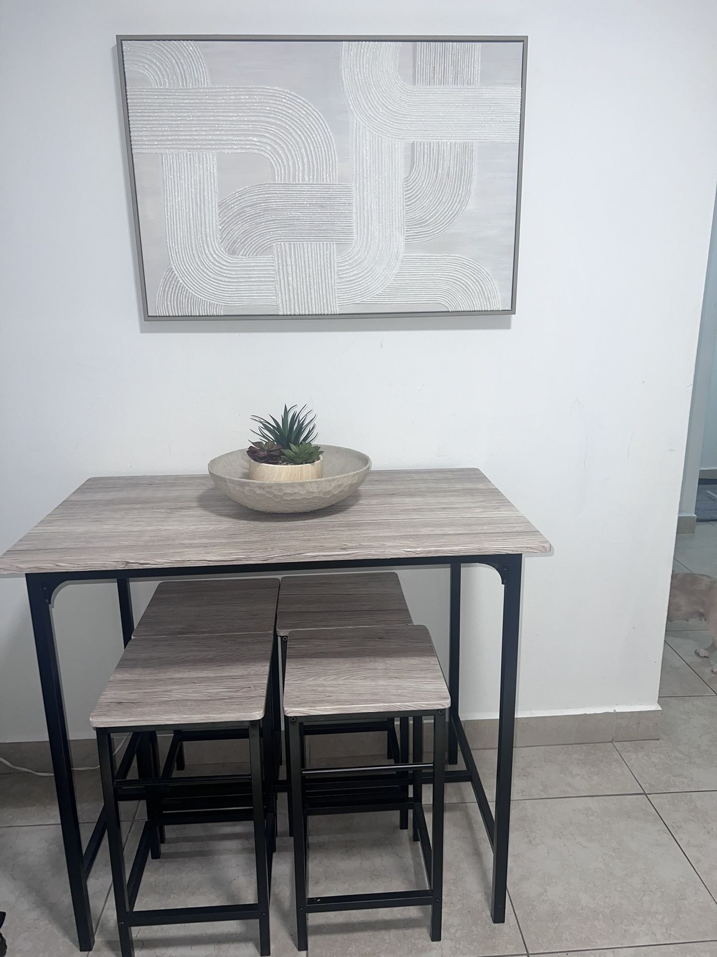 4 Stool Dining Set, Wall Art & Center Piece