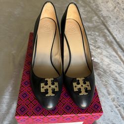 Tory Burch, Black Wedges