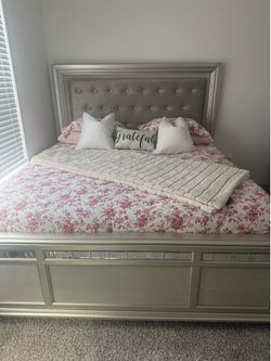 Luxury Bedroom Set