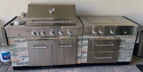 Kitchen Aid BBQ Grill Island