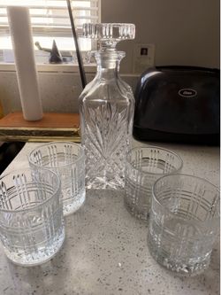 Crystal whiskey decanter