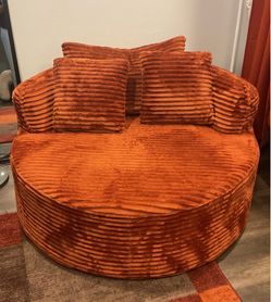 Round Chair