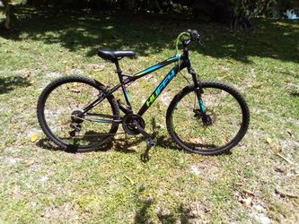 Huffy Nighthawk Bike