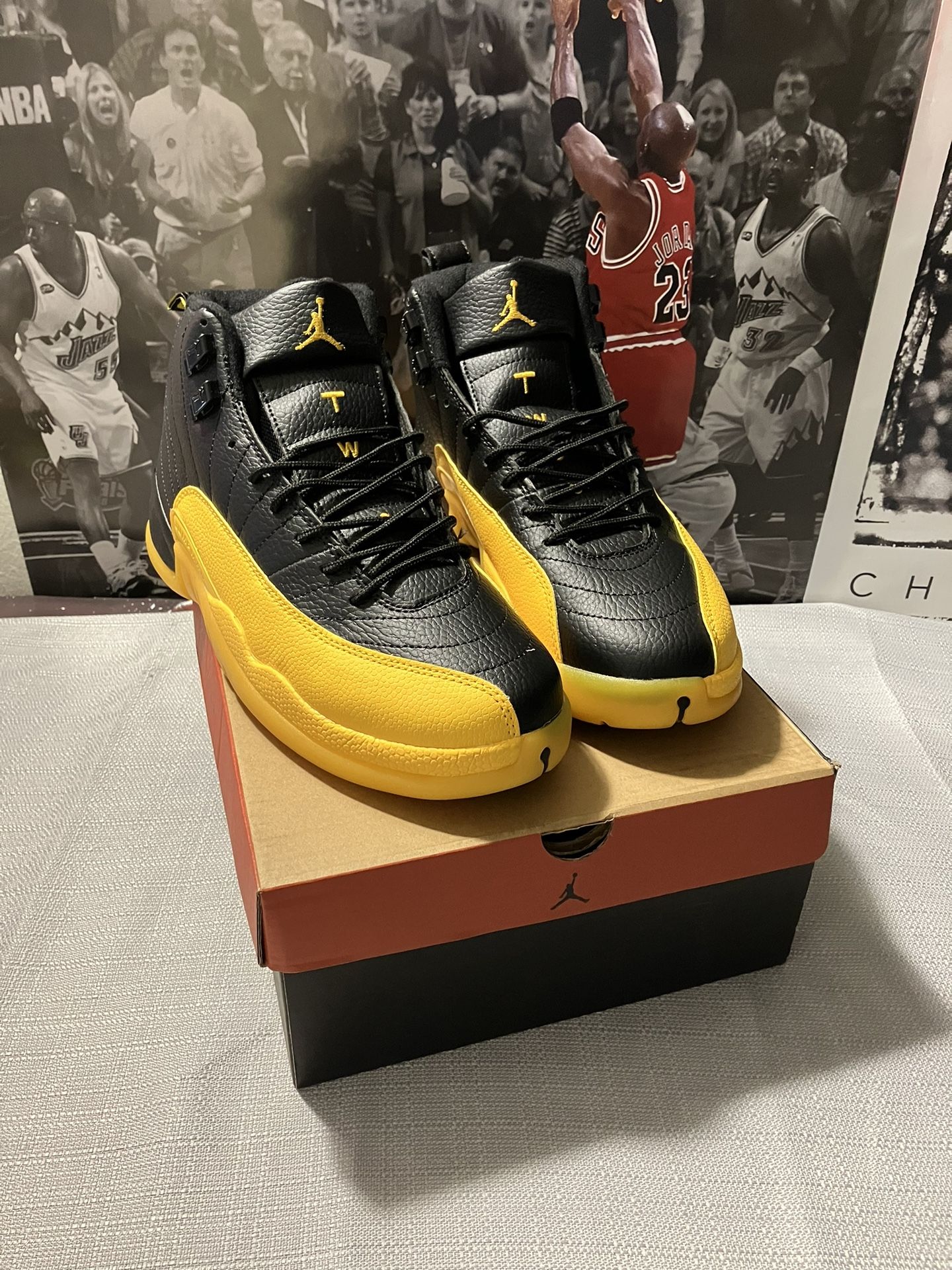 Jordan 12 University Gold