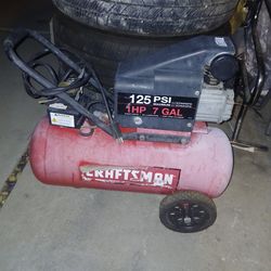 Compresor  CRAFTSMAN DE 7 GALONES