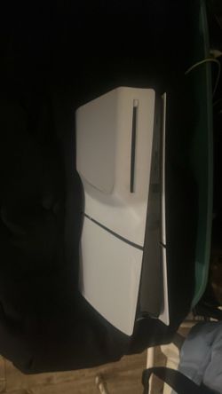 Ps5 slim disc Edition modelCFI-2015 2 controllers