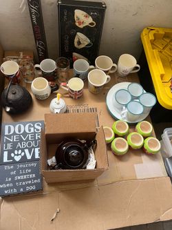 Kitchen stuff PICK AS IS