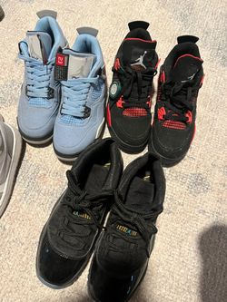 Size 7 Jordans women / kid
