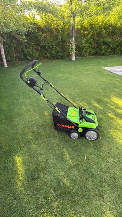 15 inch Corded Scarifier Electric Lawn Dethatcher