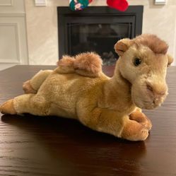 Russ Berrie Camel Plush Vintage Yomiko Classics Stuffed Animal 11” Long EUC 