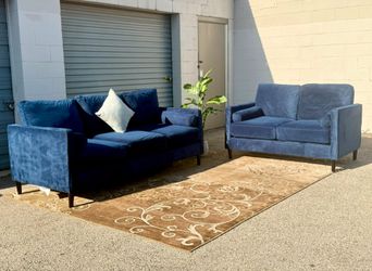 💯 FREE Delivery Blue  Velvet Sofa Set 🌟