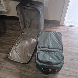 Pair Suit Cases 