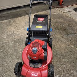 Low, mower. Self propelled good, ¿condition?