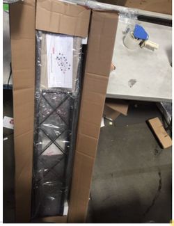 VELCELO FULL SIZE METAL PLATFORM BED BRAND NEW / Can Be Delivered