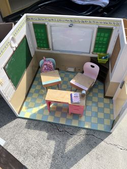 18”Doll school house