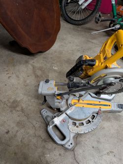 Mine chops saw