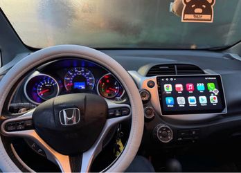 CAR AUDIO EQUIPMENT