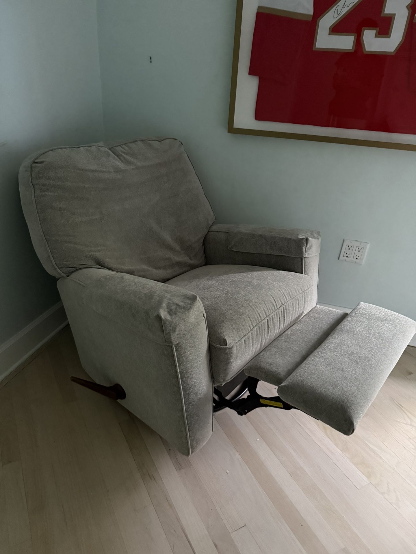 Recliner Chair Gently Loved