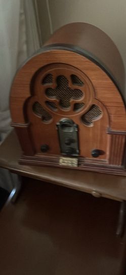 Thomas series radio