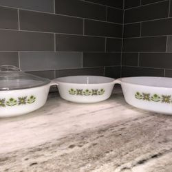 Vintage Fire King Green MeadoW Casserole Dishes ANCHOR HOCKING