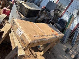 MYSTERY BOX