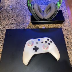 Xbox One X/Scuf/Astro headset