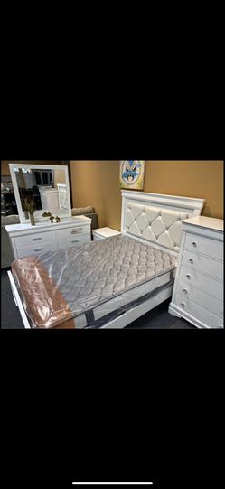 Brand new luxury complete bedroom set set $999!!!!!