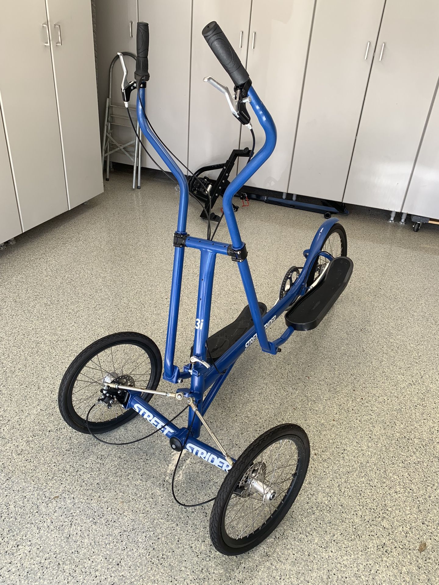street strider stand