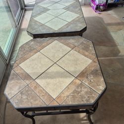 Matching Contemporary Cofee And End Tables