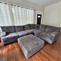 Large Gray Sectional Couch Sofa - Freshly cleaned! Make an offer!