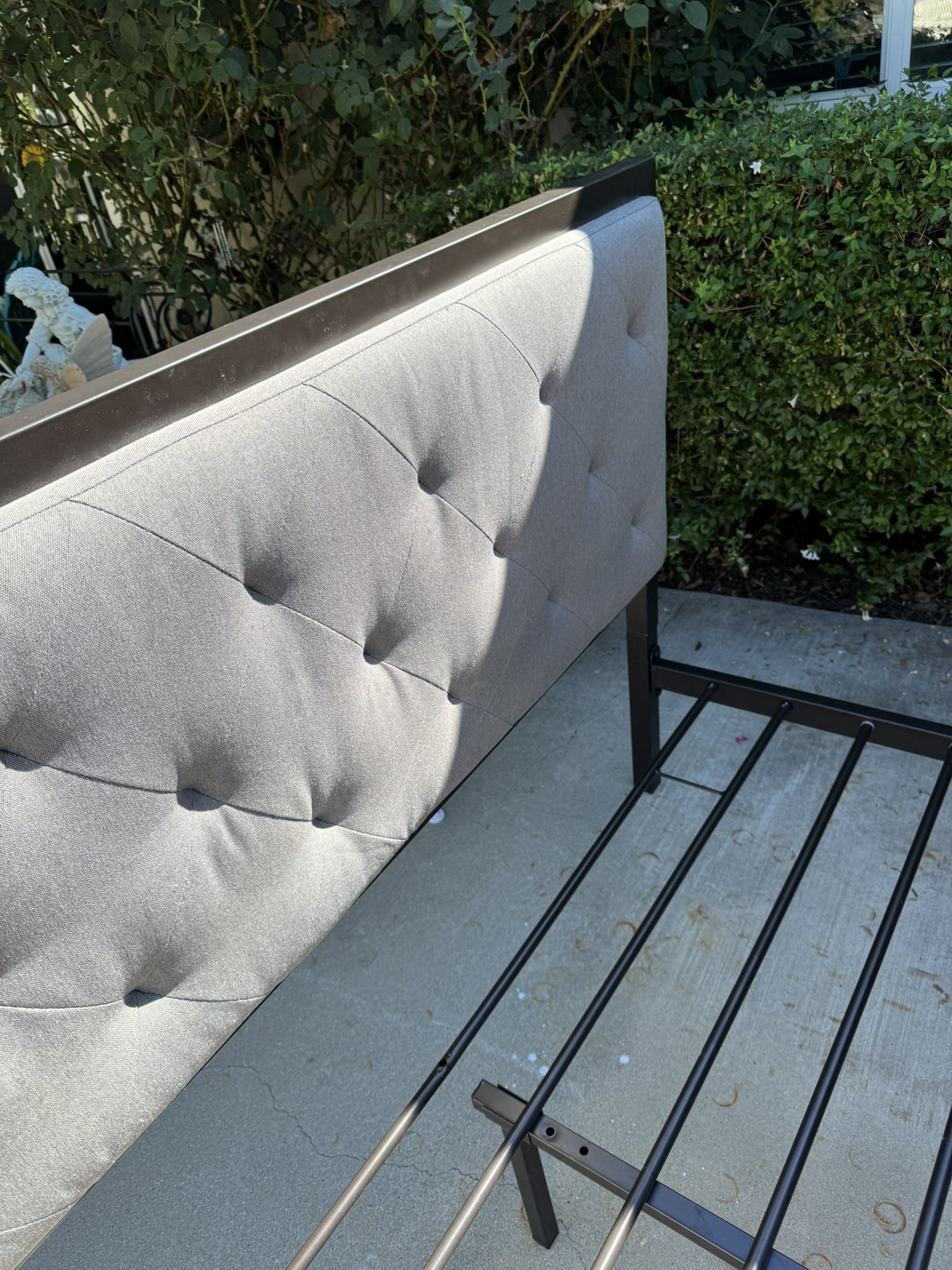 Full/Queen Size Bed Frame