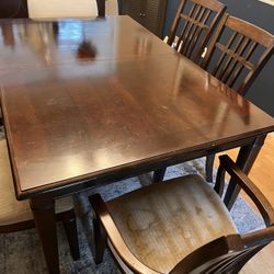 Dining table With 5 Chairs 