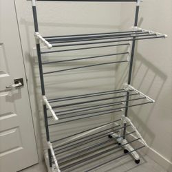 Laundry Stand 