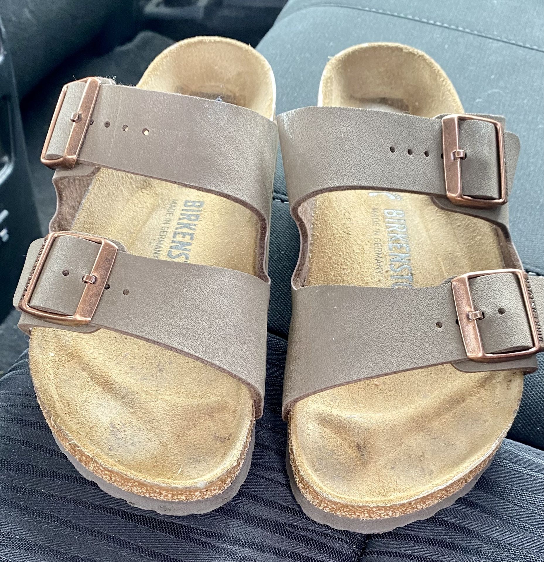 Birkenstocks Women’s 38 Near New