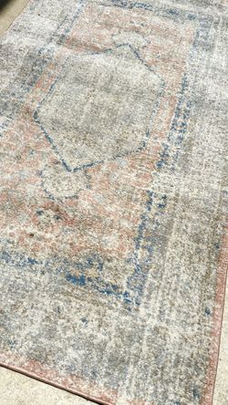 Rug 3’ X 5’
