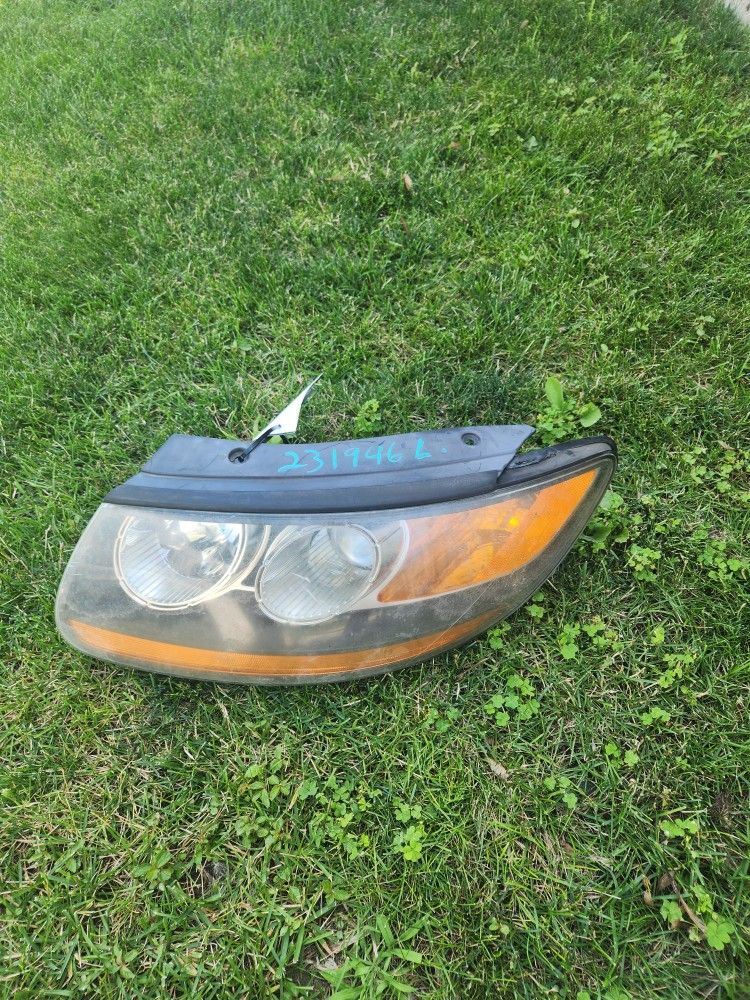 Hyundai Head Lamp